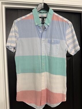 Forever 21 Men’s Short-Sleeve Button-Down in Mint, Light Blue & Coral